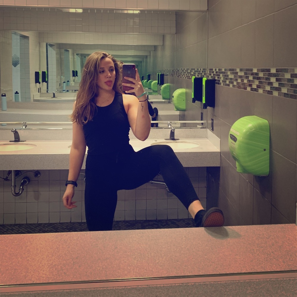 Meet your Posher, Baylee